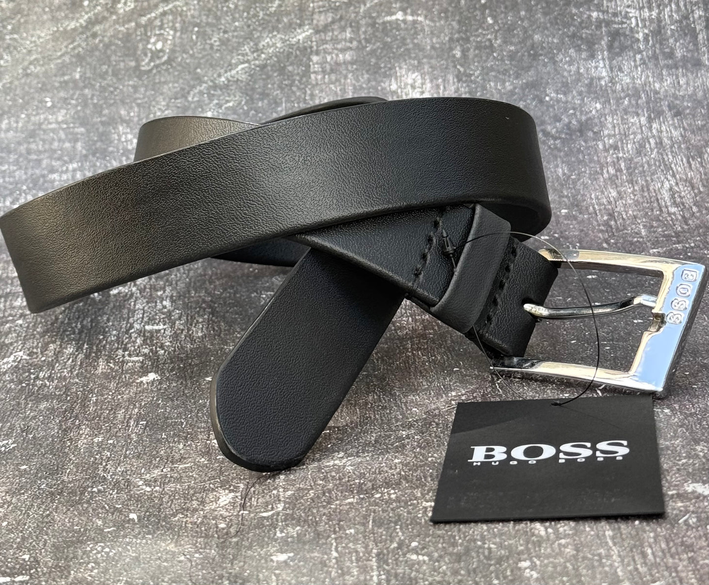 ITALIAN LEATHER BELT WITH SILVER TONED BUCKLE