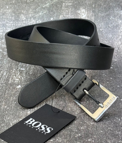 ITALIAN LEATHER BELT WITH SILVER TONED BUCKLE
