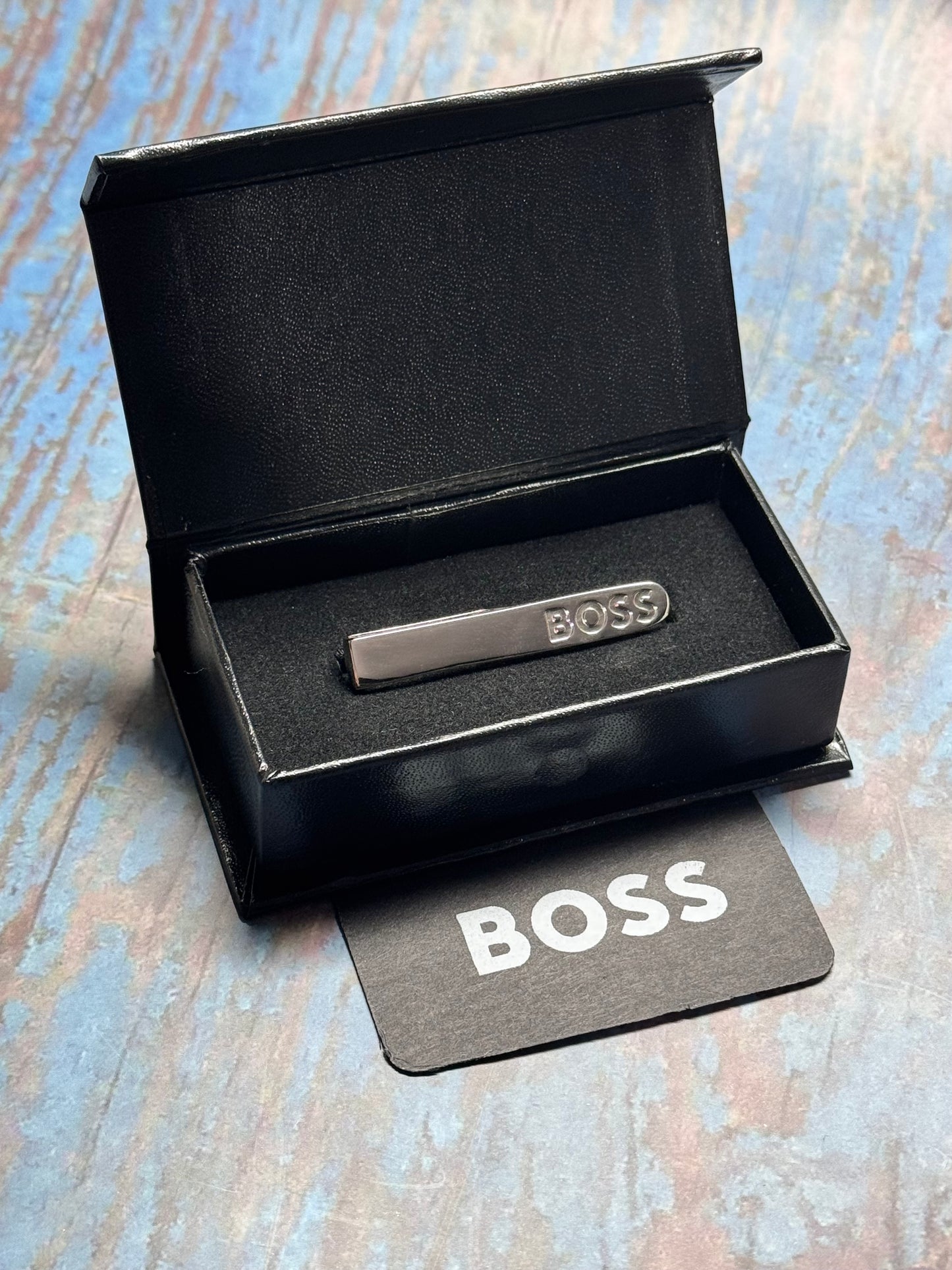 TIE CLIP WITH ENGRAVED LOGO
