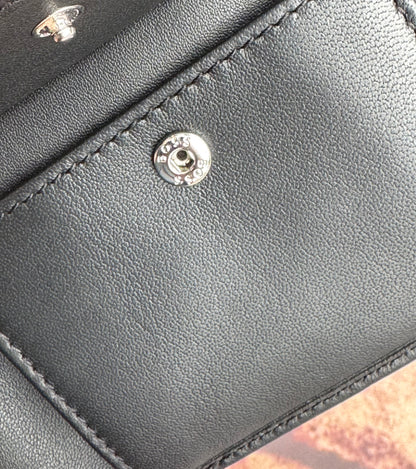 BIFOLD WALLET IN GRAINED LEATHER WITH EMBOSSED LOGO