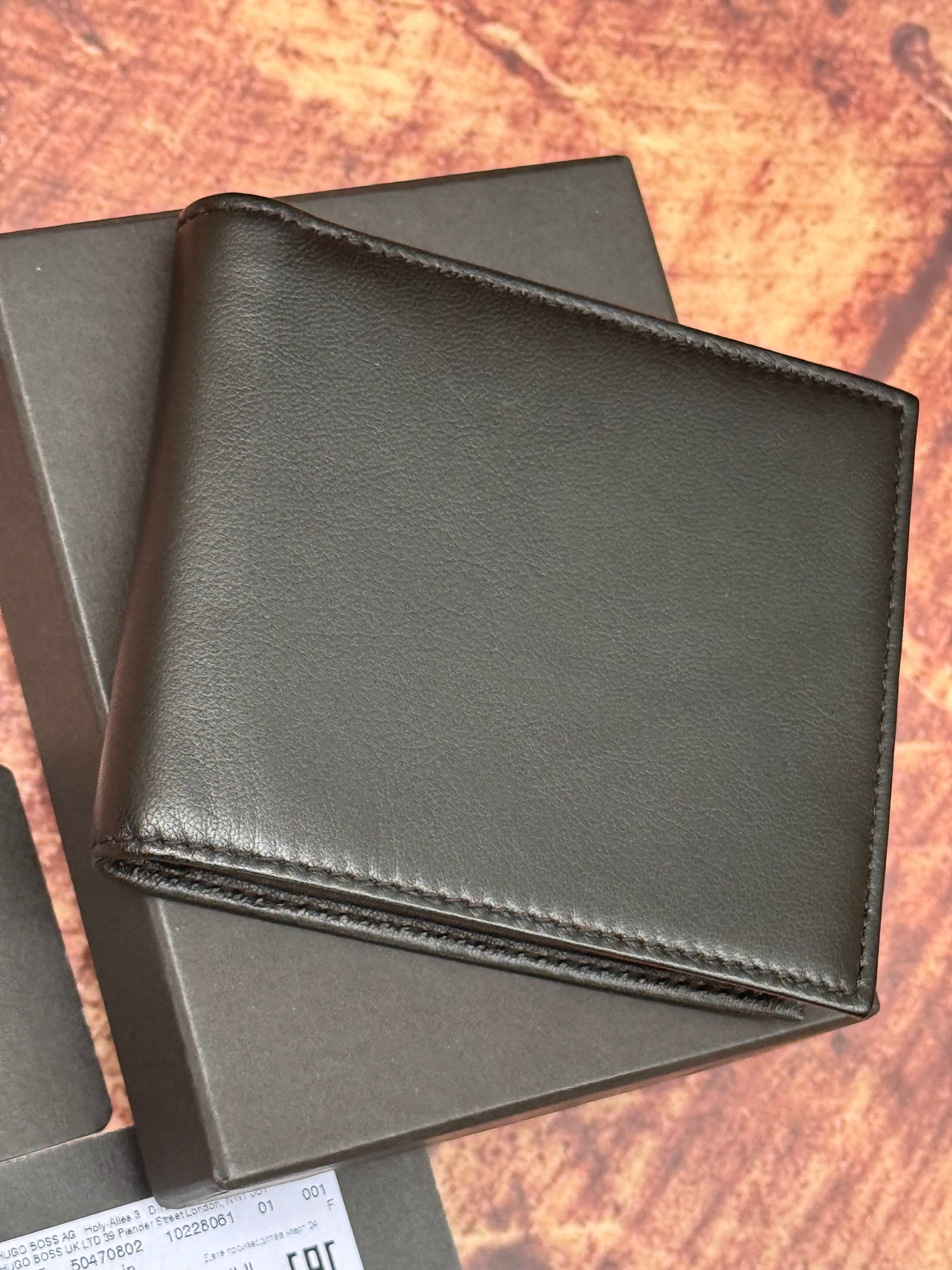 EMBOSSED-LOGO WALLET IN GRAINED LEATHER WITH COIN POCKET