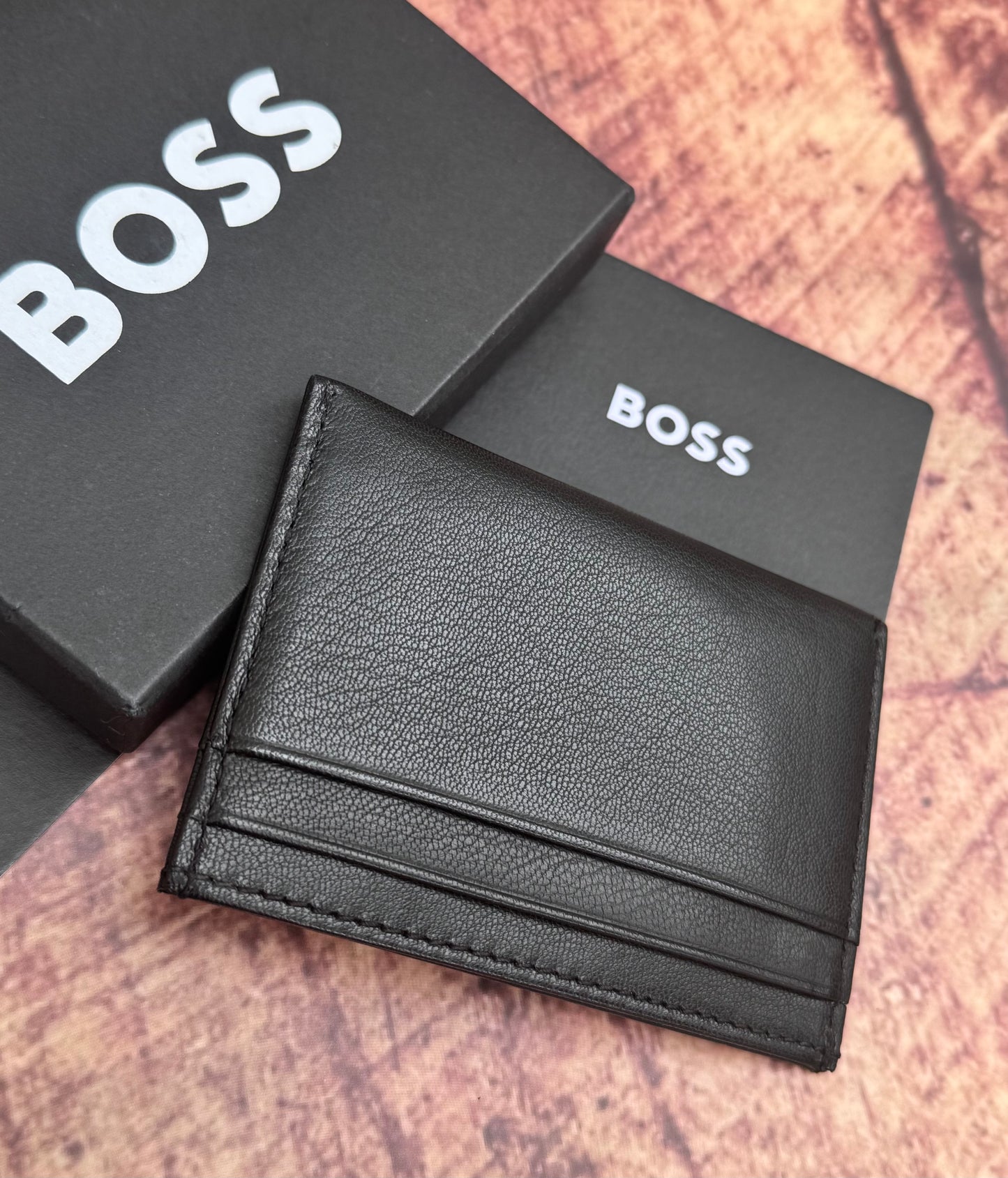 GRAINED-LEATHER CARD HOLDER WITH EMBOSSED LOGO